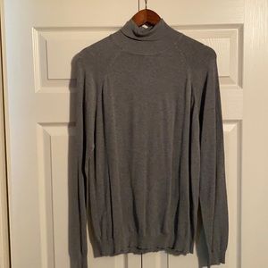 Lightweight gray turtleneck